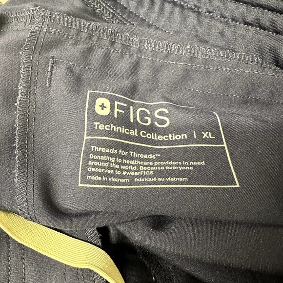 Figs Scrub Pants Mens XL Axim Cargo Navy Blue 32" Inseam Drawstring + Pockets - Picture 4 of 9